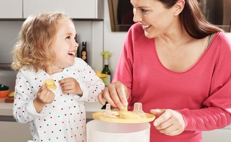 may tiet trung binh sua Medela_2