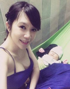 ve-dep-cua-Minh-Ha-vo-Ly-Hai