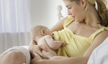 cho tre bu nhieu de phong tranh tac tia sua